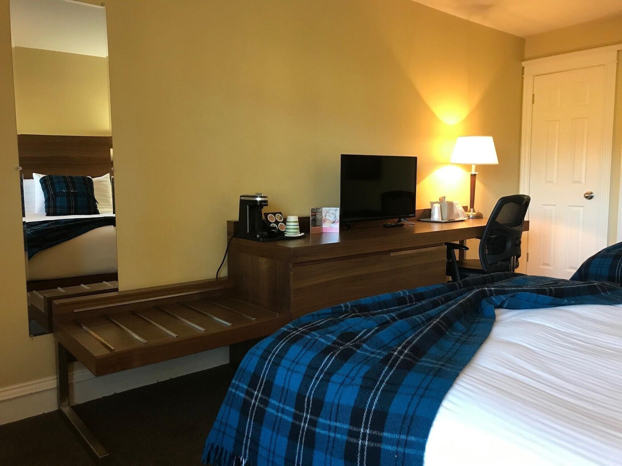 Inverary Resort Baddeck Inlet Екстериор снимка